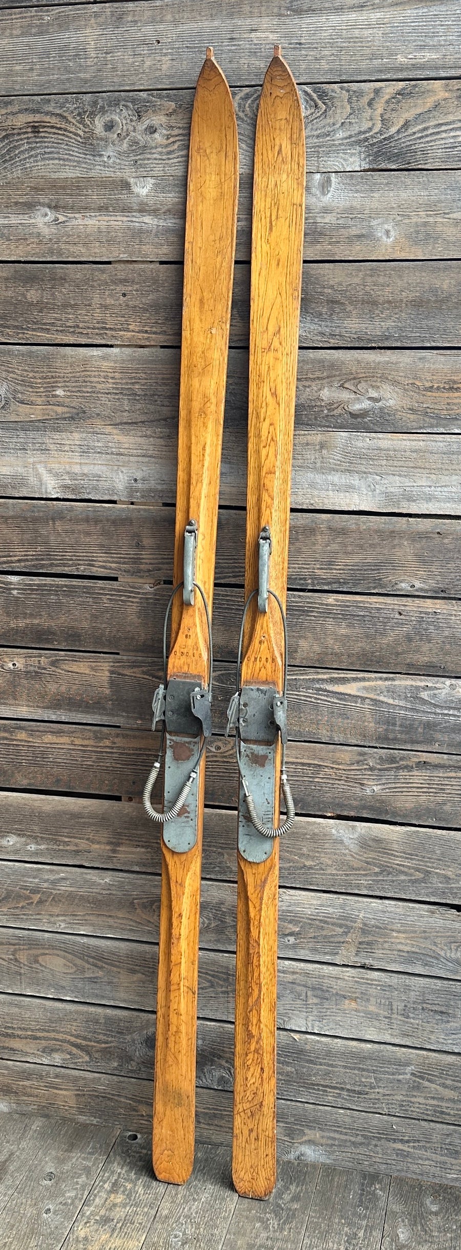 Vintage Groswold Skis (missing label)