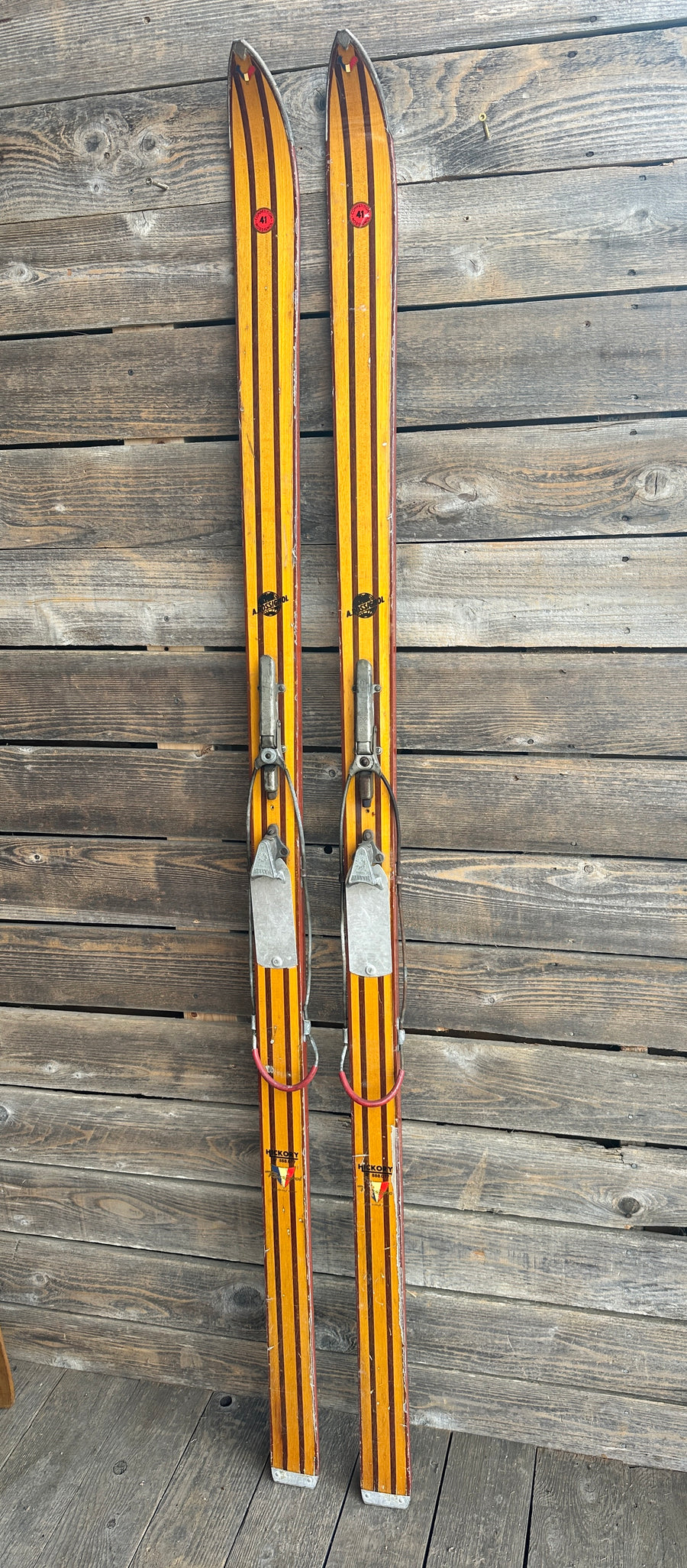 Antique Rossignol Skis