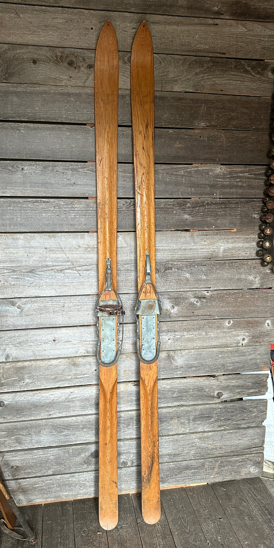 Antique Lund Skis