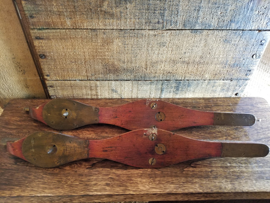 Vintage Donoghue (by Union Hardware) Racing Ice Skates