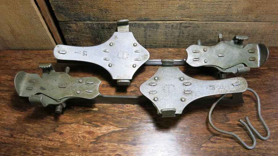 Vorwarts D.R.G.H Metal Ice Skates with Hand Carrier