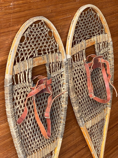 Vintage Trapper Snowshoes