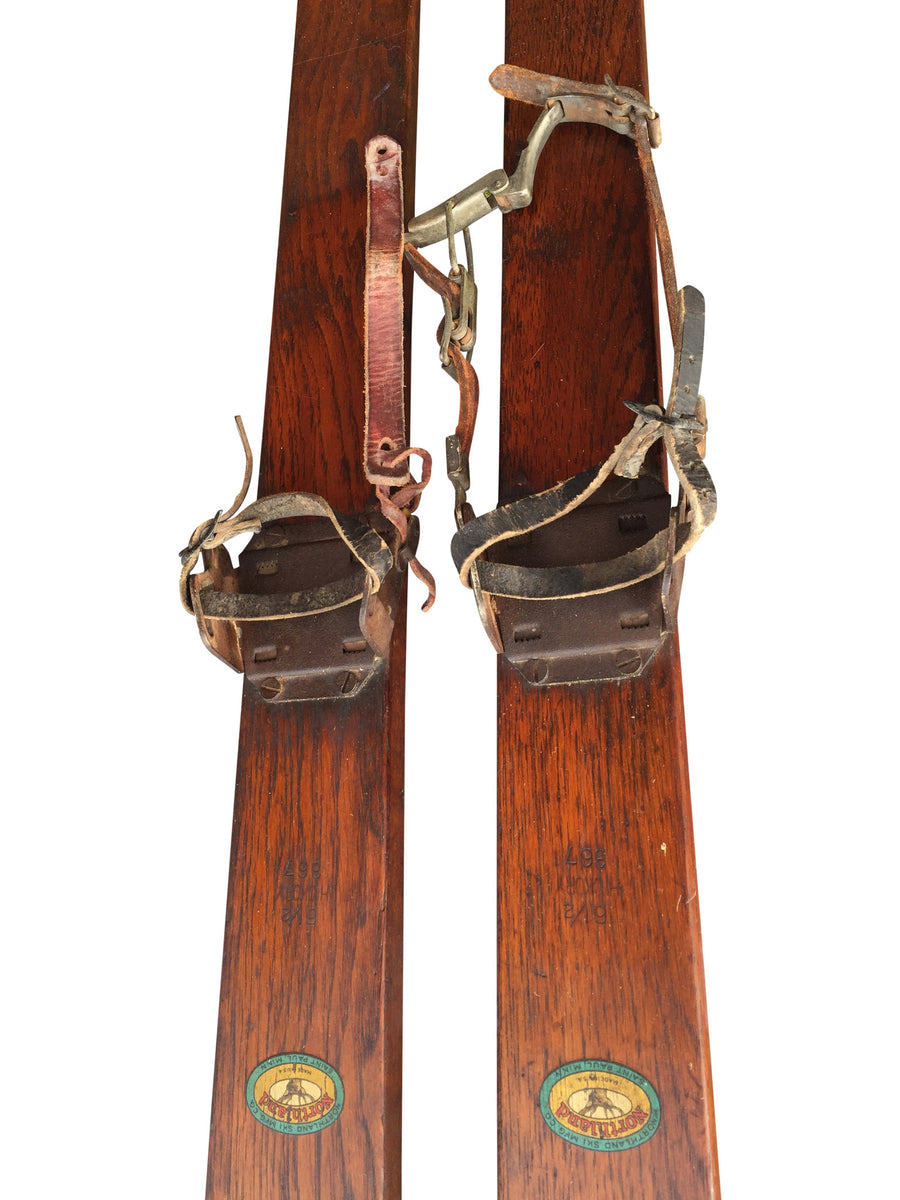 Vintage 1920s Northland Skis