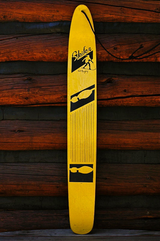 Vintage Skifer Ski Surfing