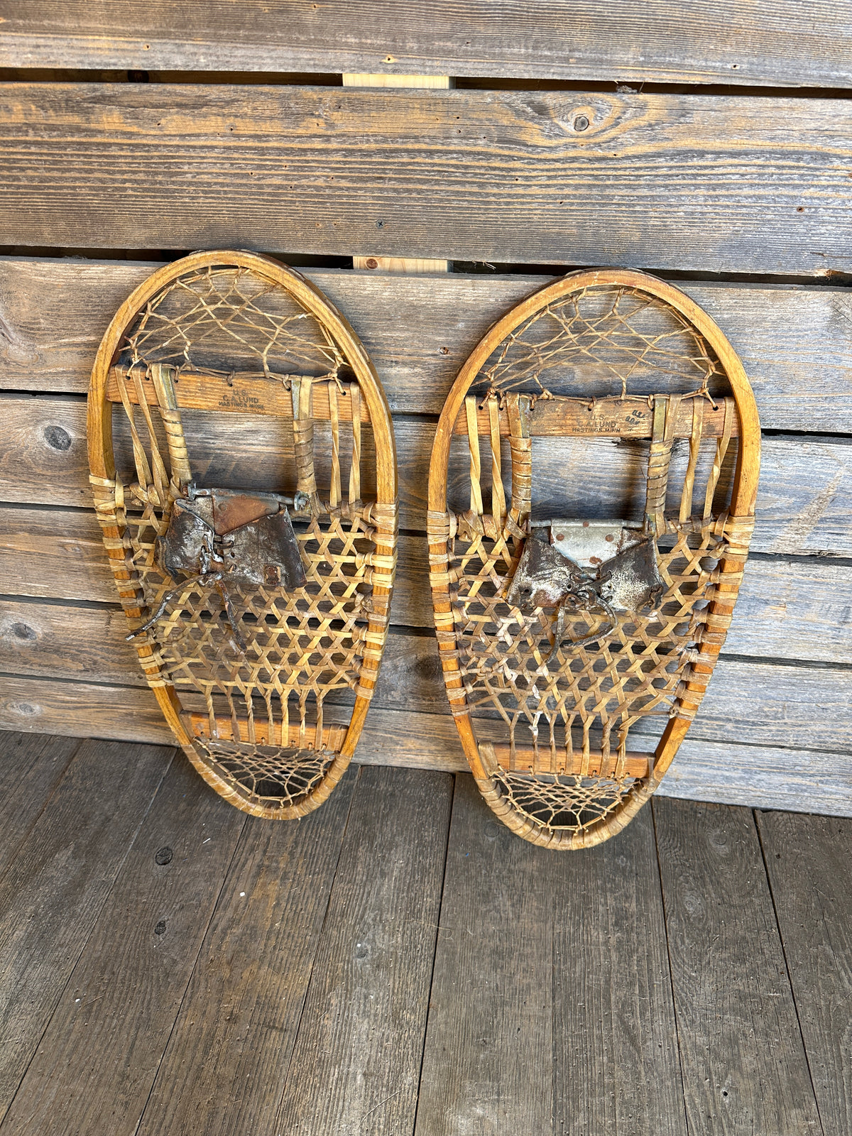 Antique 10th Mountain Bear Paw Snowshoes