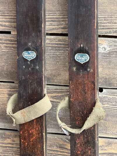Antique Winner Line USA Skis