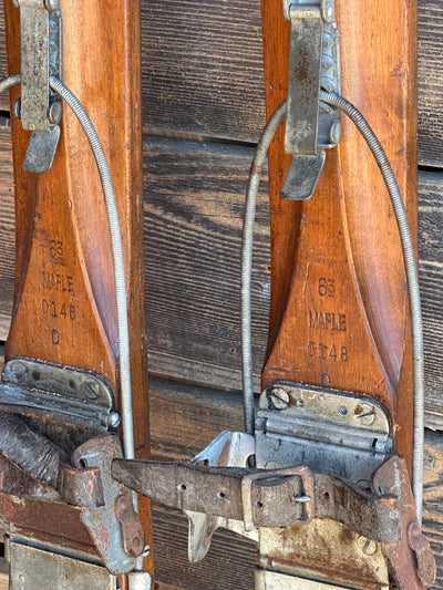 Antique C.A Lund Skis - Record