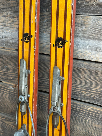 Antique Rossignol Skis