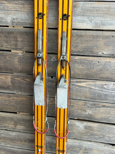 Antique Rossignol Skis