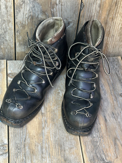 1940's Classic Leather Ski Boots