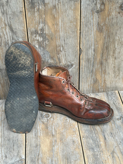 Classic Ski Boots - Vintage Leather