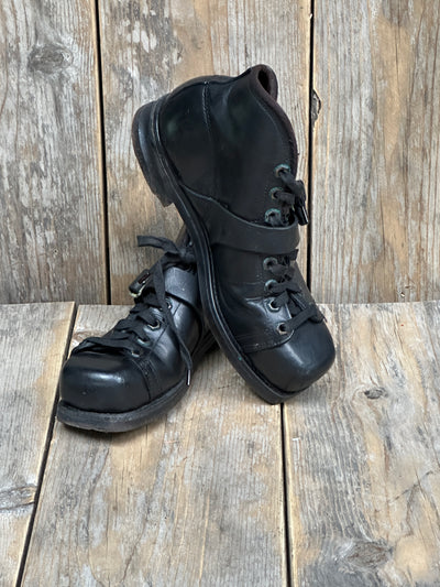 Vintage Square Toe Leather Ski Boots - Black
