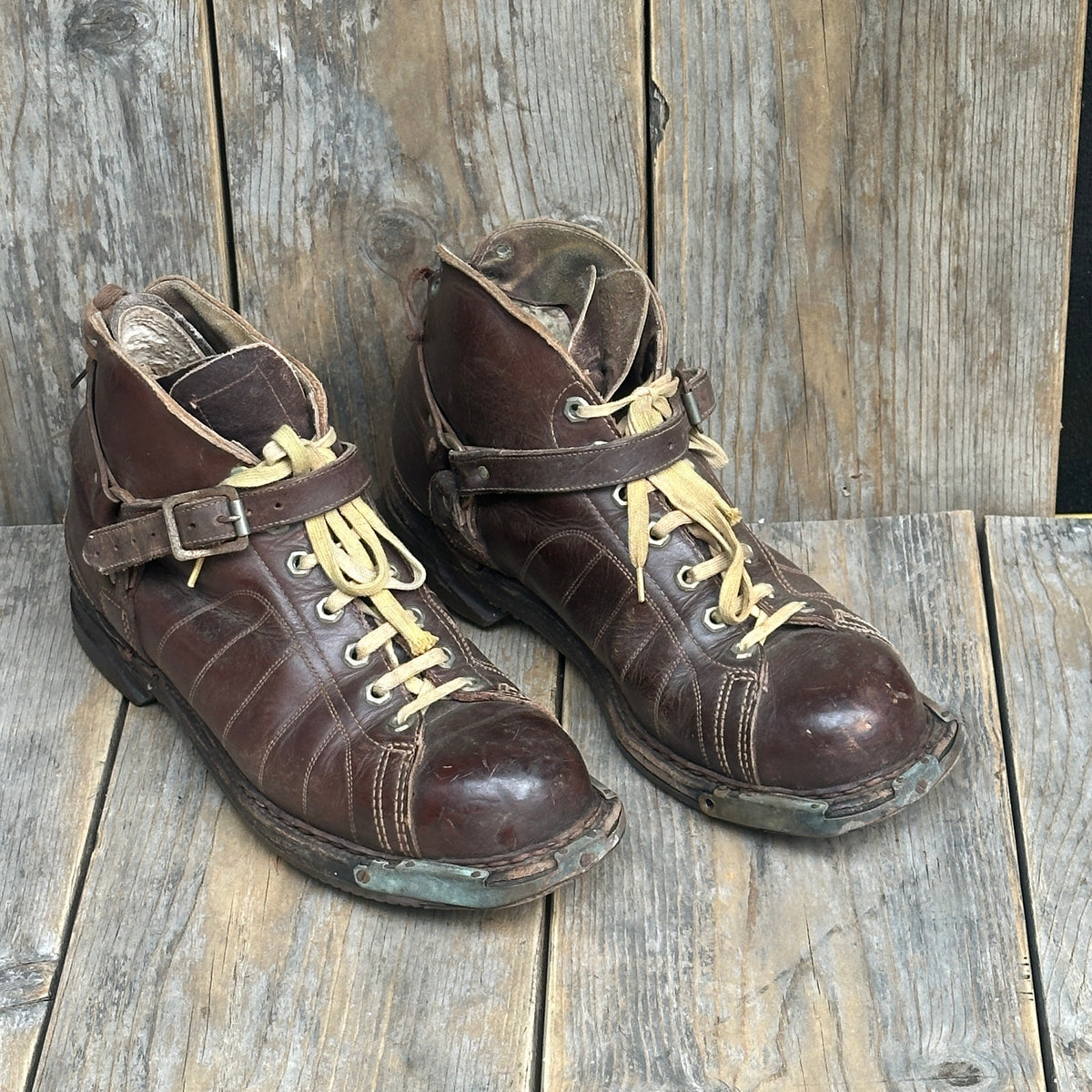 Vintage Ski Boots - Excellent Condition