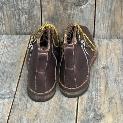 Classic Ski Boots - Leather