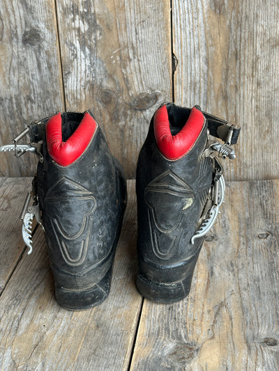 1950s Classic Ski Boots - 5 buckle