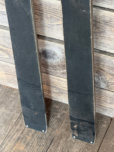 Vintage Hart Skis