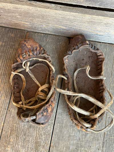 Vintage Leather Moccasins - Primitive