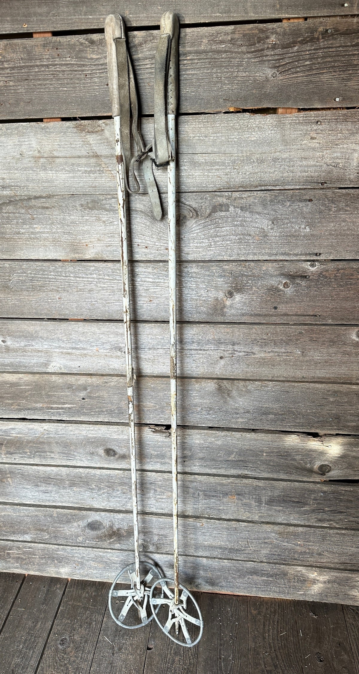 Vintage White 10th Mountain Division US Ski Poles