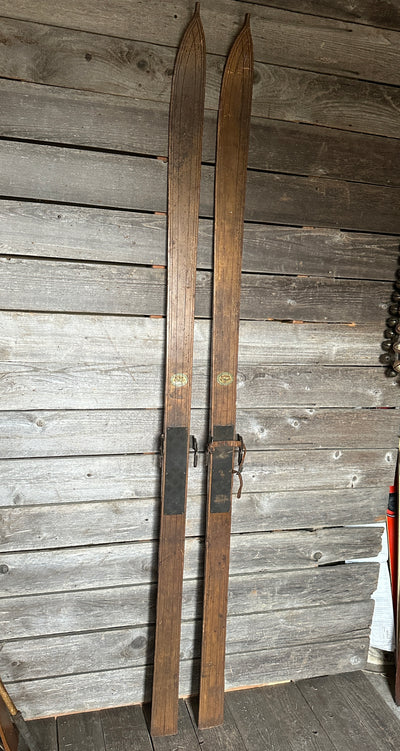 Vintage 1920s Northland Skis