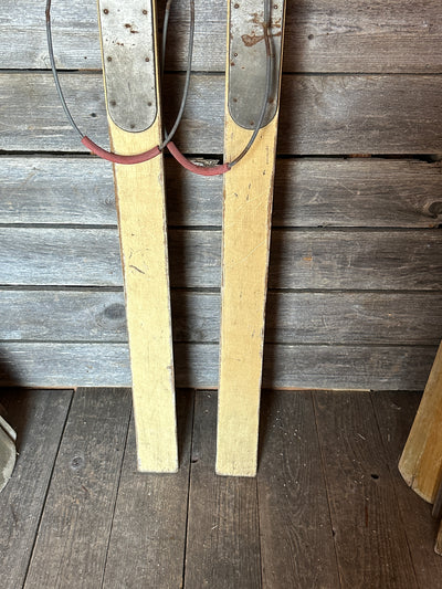 10th Mountain Division Downhill Skis