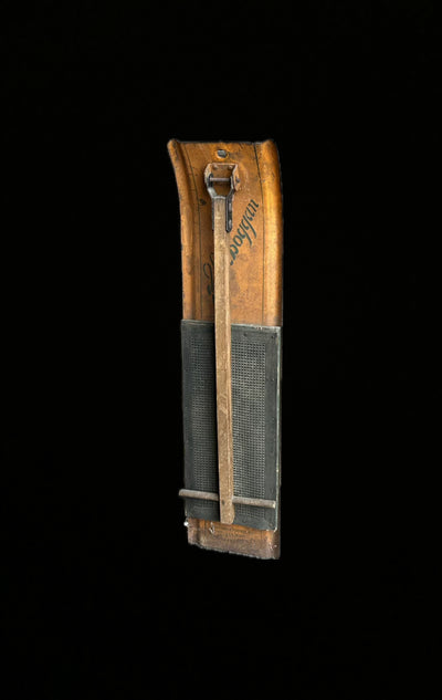 Skeeboggan - Original Metal Stand Up Sled - Snowboard