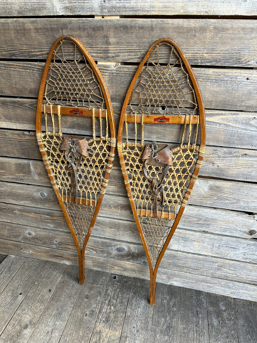 Vintage Ellingwood Turning Co. Oxford Snowshoes