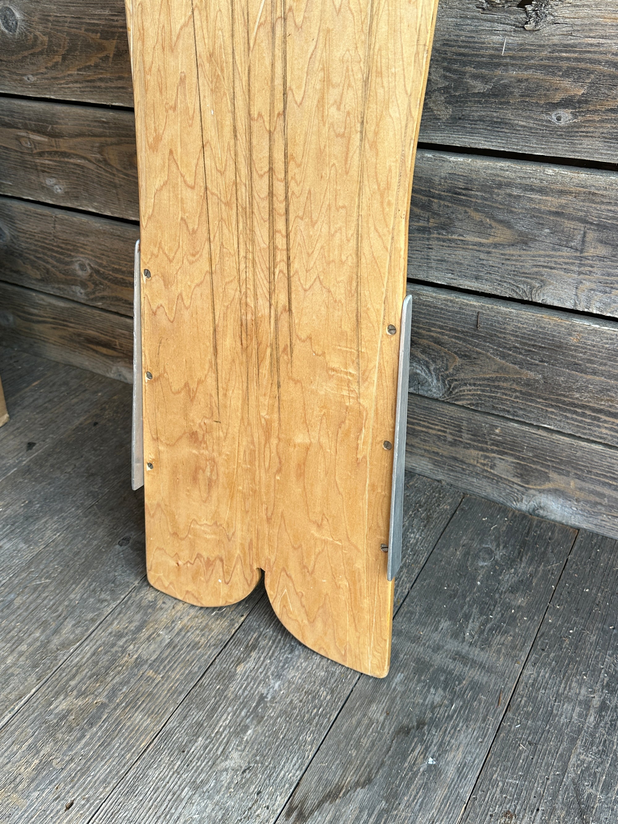 1983 Vintage Burton Backhill Snowboard (with Original Box) 1983 Vintage Burton Backhill Snowboard (with Original Box)