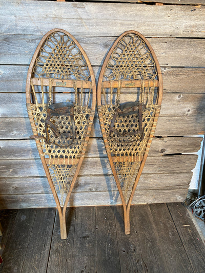 Vintage Trail Snowshoes - Chestnut Canoe Company