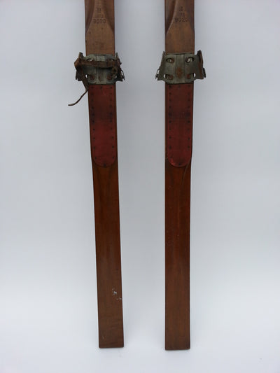 Vintage Lund Downhill Skis