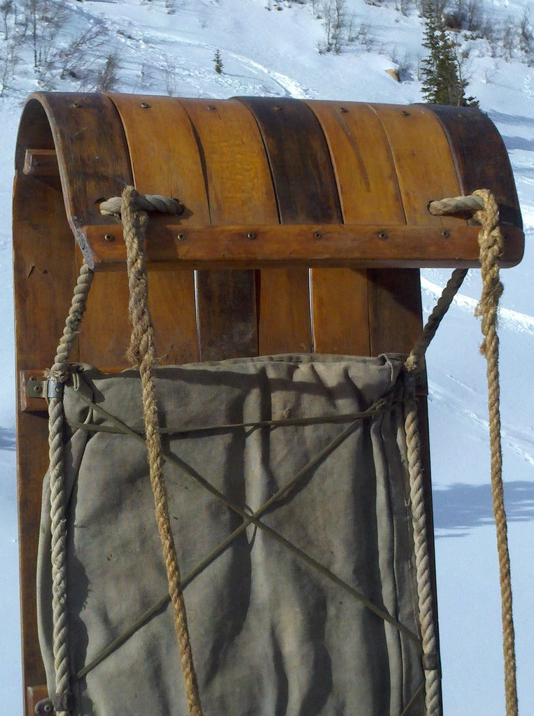 Wooden Toboggan with Sledding Pad