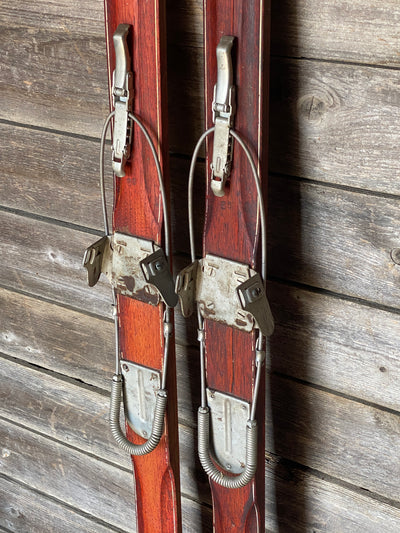 Hedlund "Champion" Skis