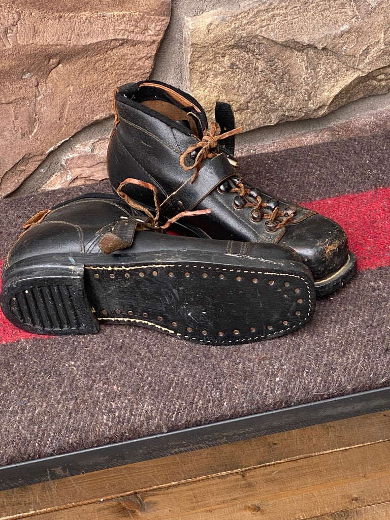 Chaussure de ski vintage, intérieur cuir (Gebraucht) in Bernex für CHF Chaussure de ski vintage, intérieur cuir (Gebraucht) in Bernex für CHF