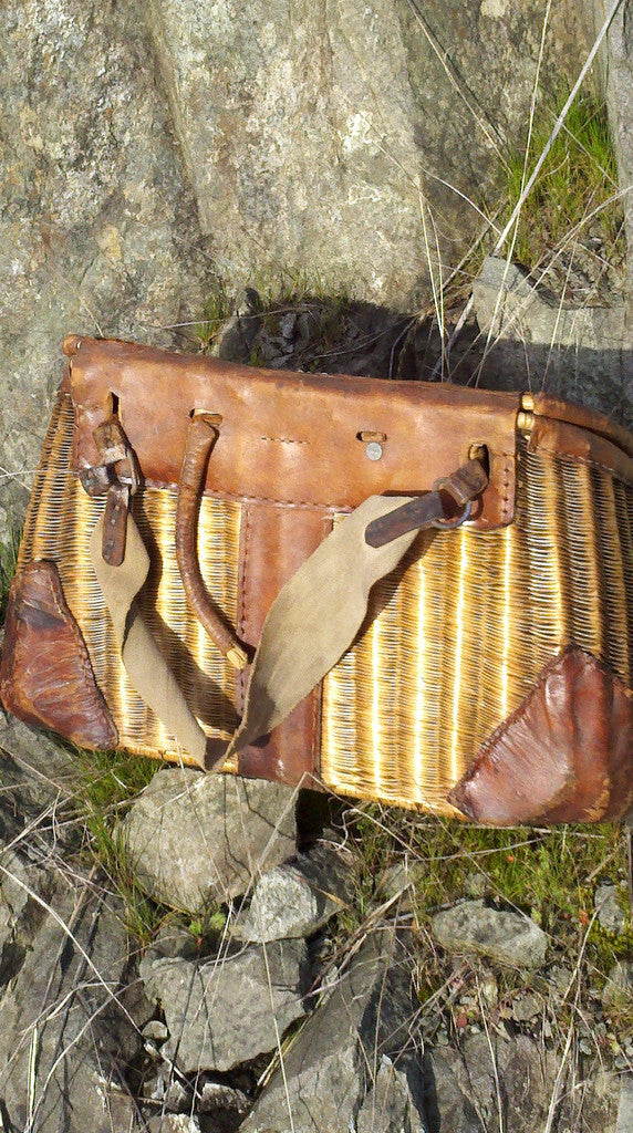 Collectors Vintage Fishing Creel