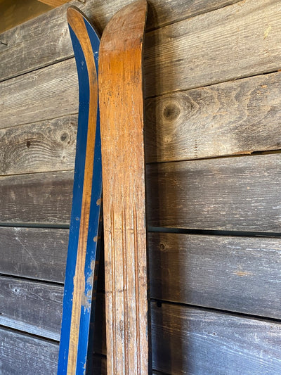 Antique Jumping Skis