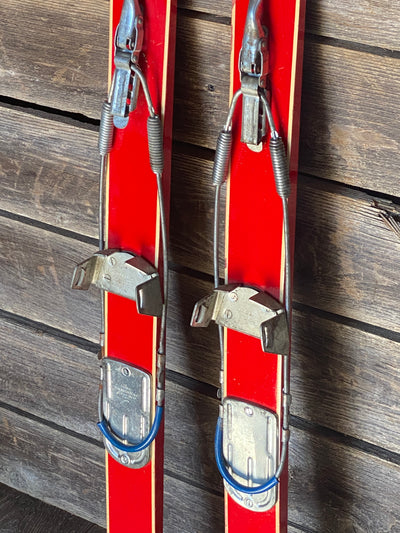 Antique Red Children’s Skis - Combi Junior