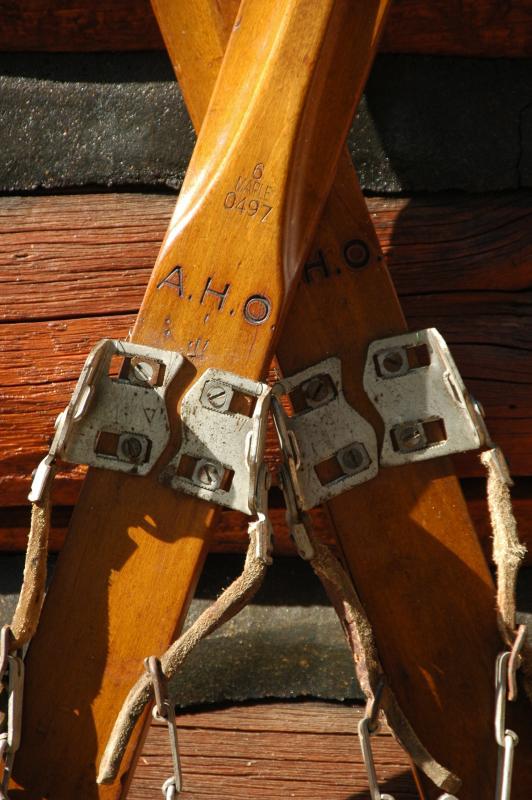 Antique Western Flyer Skis