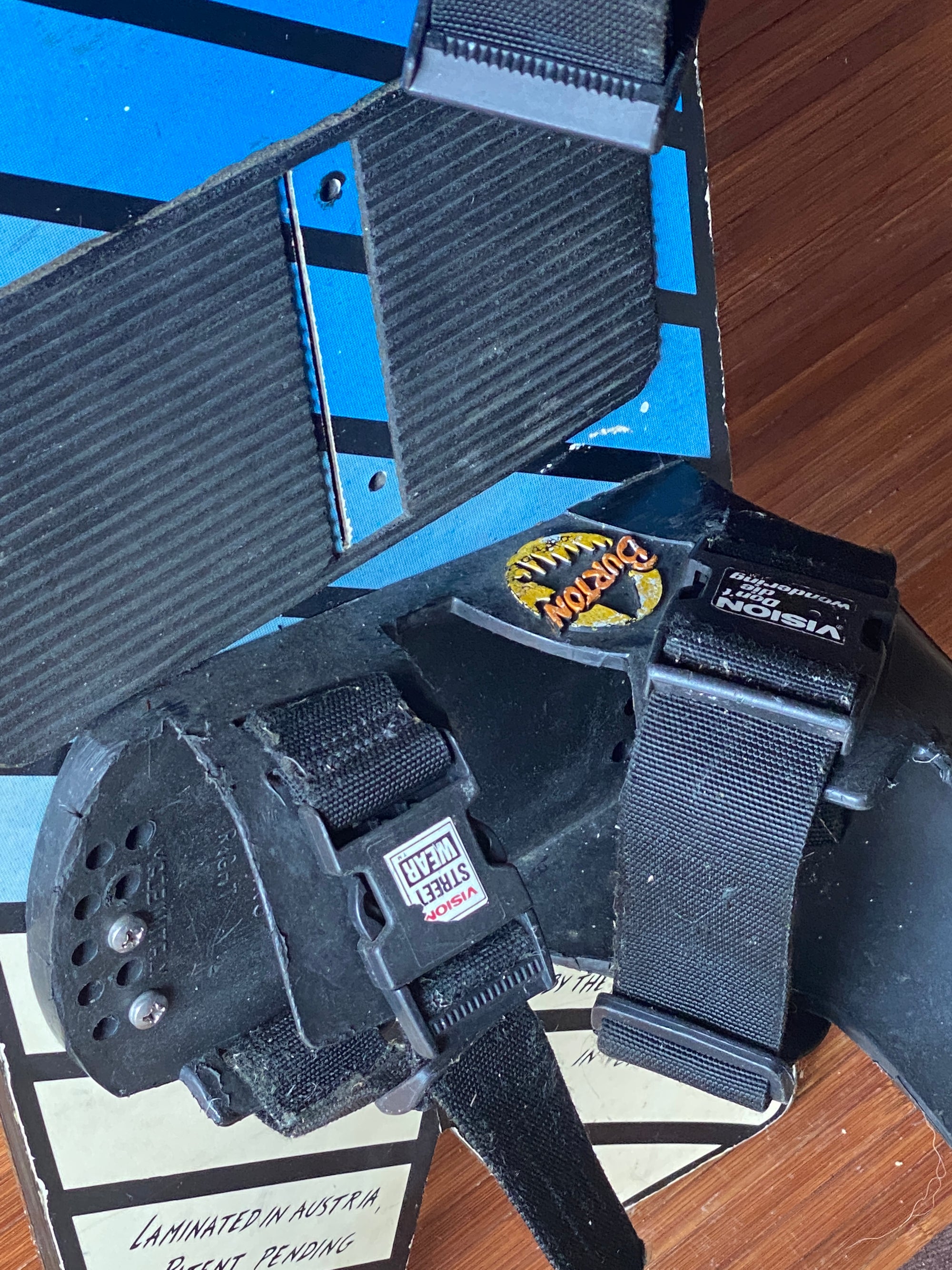burton belt snowboard 1987 Vintage Burton Elite 140 Snowboard
