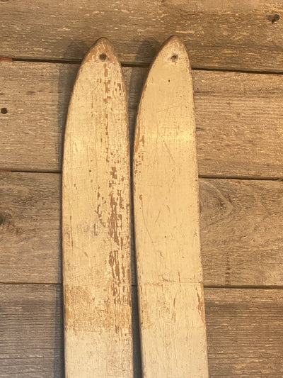 10th Mountain Division - Vintage Skis - UNMOUNTED - with Poles