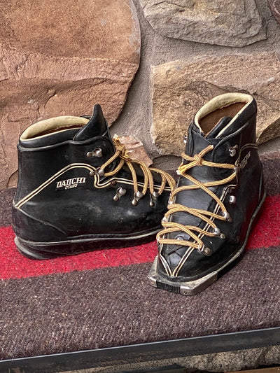 Vintage Daiichi Otaru Leather Downhill Ski Boots