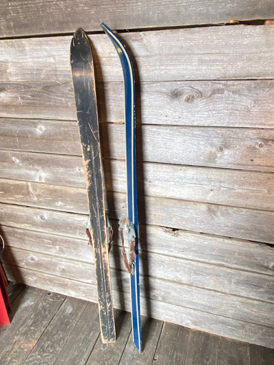 Vintage Junior Skis - Montrose Blue