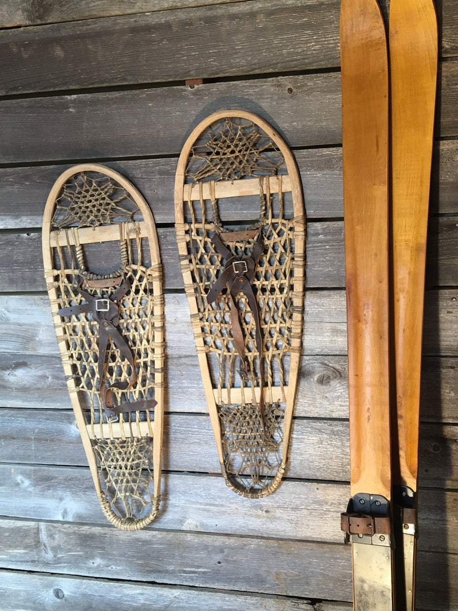 Vintage Trapper Bear Paw Snowshoes