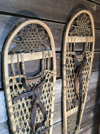 Vintage Trapper Bear Paw Snowshoes