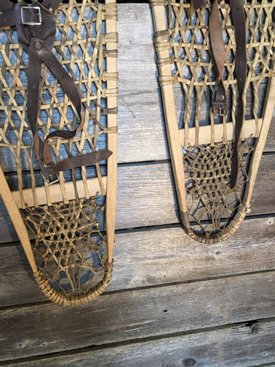 Vintage Trapper Bear Paw Snowshoes