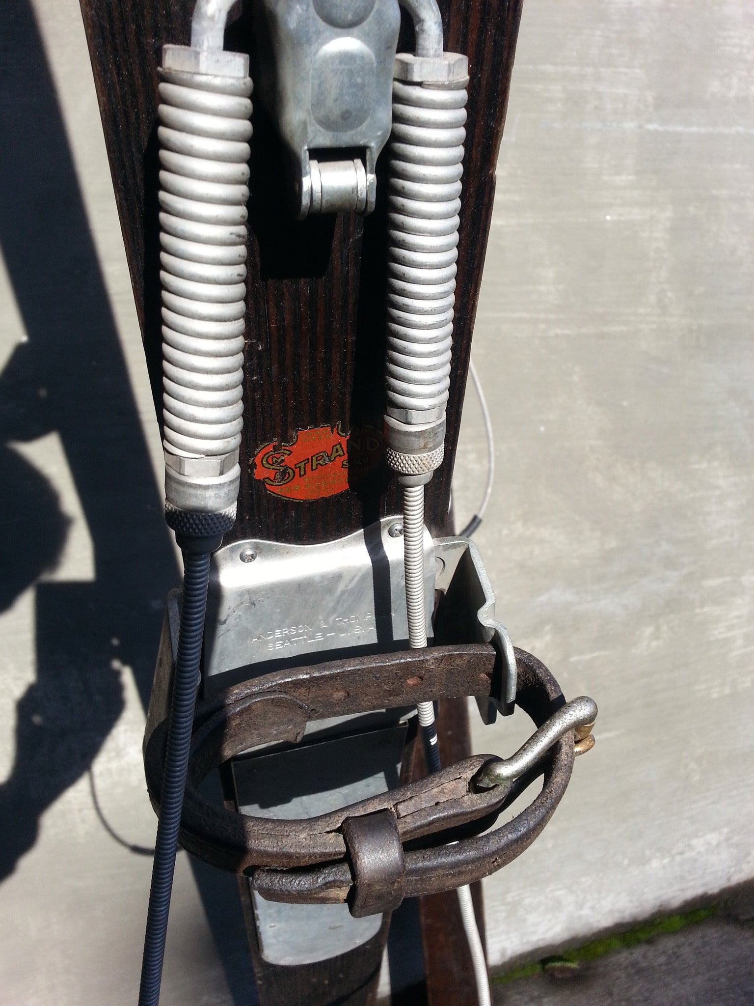 Strand Mfg Wooden Downhill Skis - Vintage 1910-1930