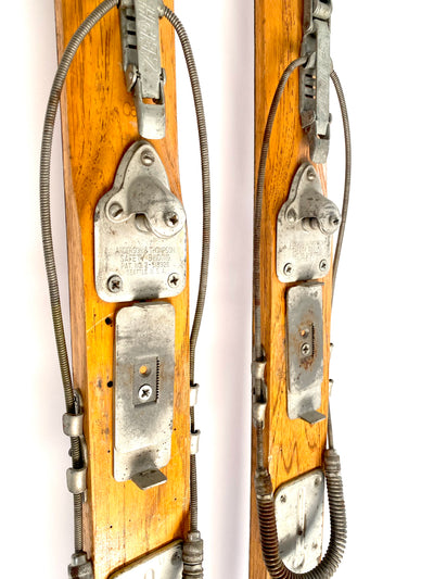 1940’s Wood skis